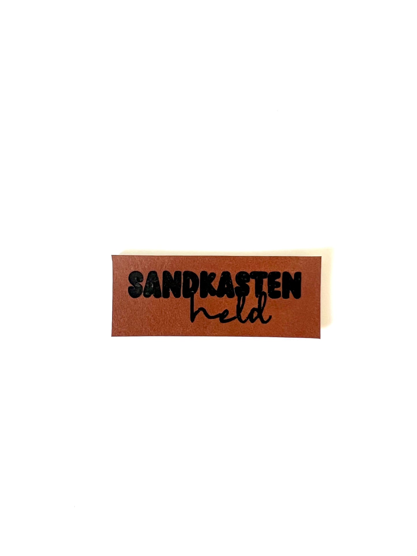 Lederlabel "Sandkasten Held“ 2 x 5 cm